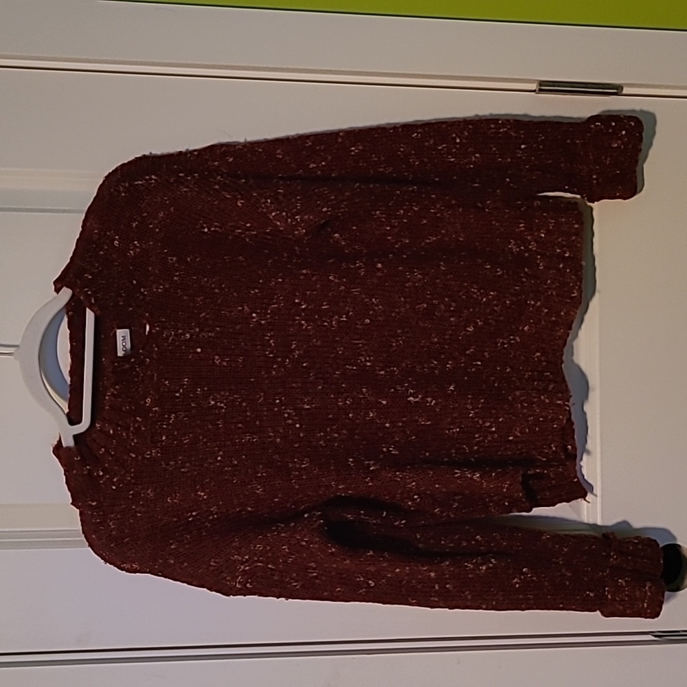 Heartloom knit sweater